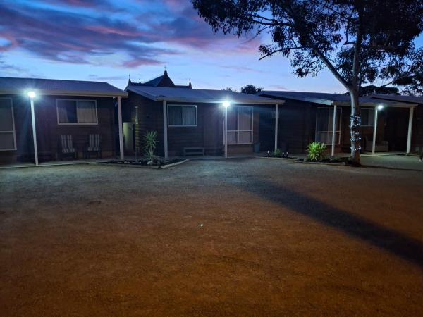 Hawker cabins, จอง  Hawker รัฐเซาท์ออสเตรเลีย