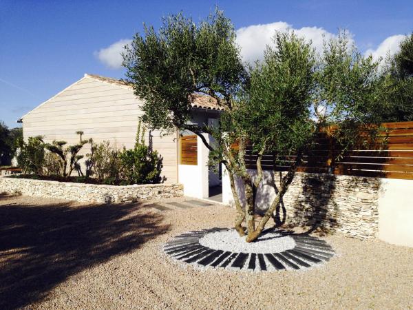 Mini-villa 1, จอง  Bonifacio South Corsica