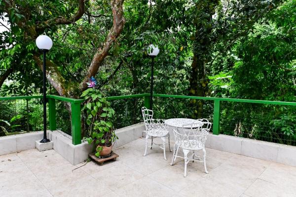 Jubarte Chalés | Conforto à beira da cachoeira, จอง  Ilhabela เซาเปาโล