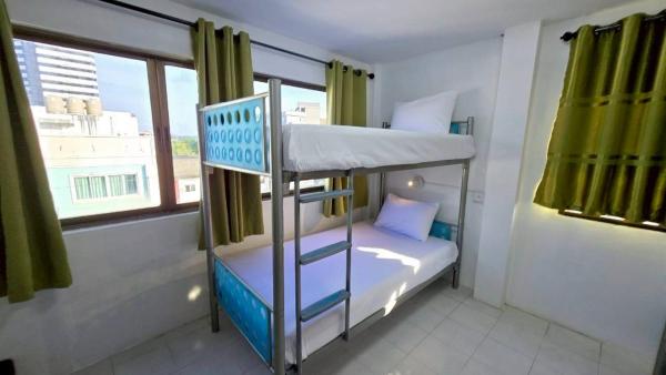 MT Friend Hostel Phuket Town, จอง  Mueang ภูเก็ต
