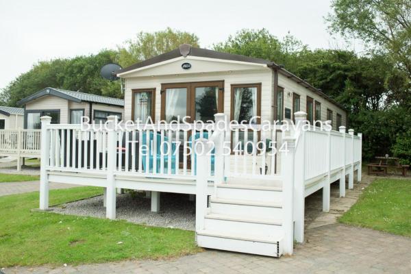 Blackpool caravans Marton mere, จอง ลานตั้งแคมป์ แบล็คพูล Lancashire