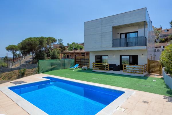 Hauzify I Villa Velaz, จอง  โฟการ์ส เด ลา เซลบา Barcelona Province