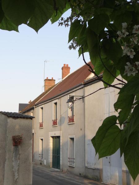 Les Viviers Maison dhôtes B&B, จอง  Puiseaux Loiret