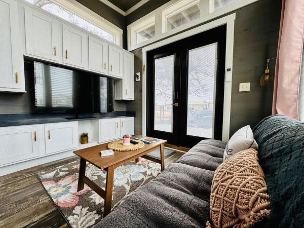 Little Luxe Hideaway at Village Farms Resort, จอง  ออสติน Greater Austin