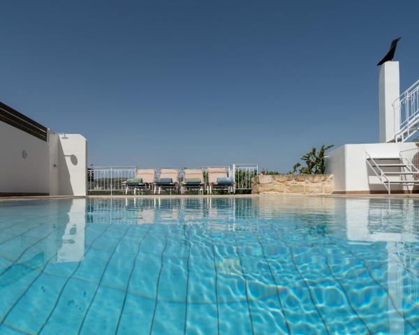 Chic Greek Pool Villa, จอง  Myrtia เฮอราคลิออน