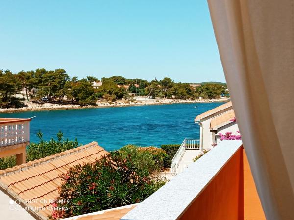 Golden sunset apps, จอง  Čeprljanda Ugljan Island