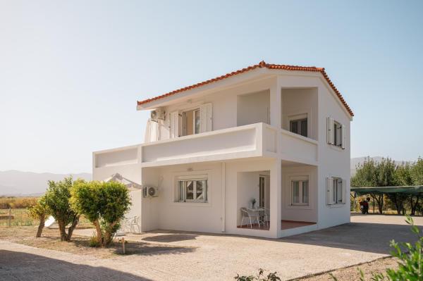 Naftilos Rosmarinus Apartments, จอง อพาร์ทเมนท์ Potokáki Sámos