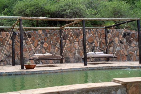 Nasuulu Lodge, จอง  Buffalo Springs National Reserve Isiolo