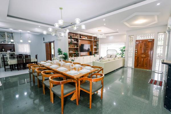 Villa Jimena Private Resort, จอง  Alfonso Luzon