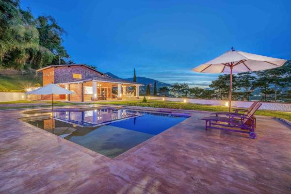 Finca de Lujo con piscina privada by Nowa, จอง  Copacabana Antioquia