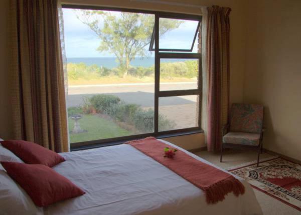 Dolphins View Self Catering Guesthouse, จอง เกสท์เฮาส์ Wilderness George