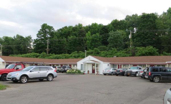 Cortland Motel, จอง โมเทล McGraw รัฐนิวยอร์ก